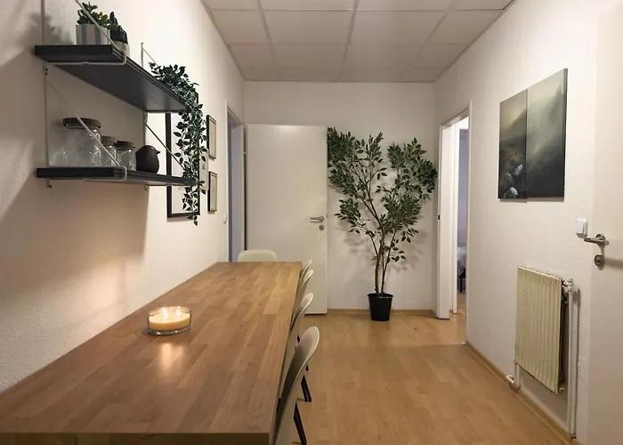 Apartment Elegant 3-bedroom Flat Near Messe And Old *
